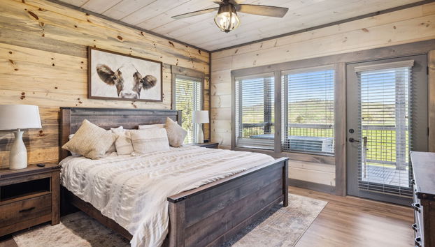 Peaceful Pastures 4 Bedroom Cabin by RedAwning - Foto 3, Habitación