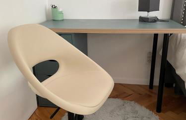 L'écrin vert - proche gare, piscine , tennis, wifi - Foto 17