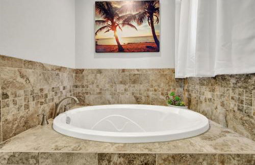 Nice 4-Bedroom home 15 mins from the beach - Foto 16