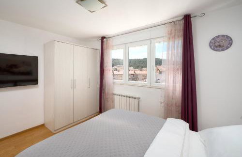 Comfortable Apartment - Photo 9