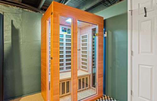 The Paper Plane Pool - Sauna - Poker Room - Sleeps 8 - Foto 7