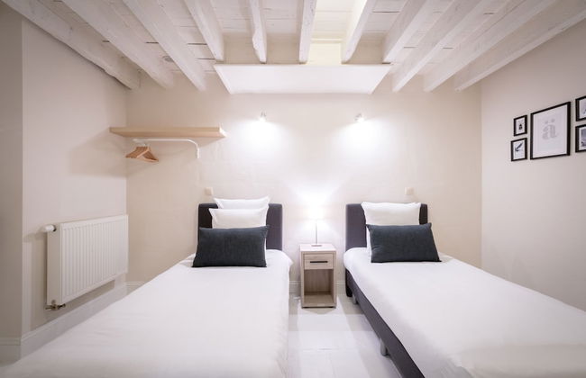 Saint Pauls Suite 1 - Photo 7