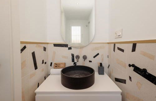 Holiday Home next to the beach, with private terrace, BBQ and incredible sea-view solarium - Photo 27