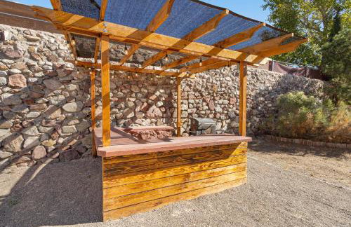 Peaceful West: 4BR Dusk Haven - Foto 46