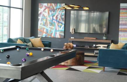 Gorgeous High-Rise On The River - Foto 12