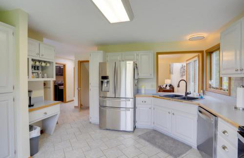 Coloma Escape with Fire Pit Less Than 1 Mi to Lake! - Photo 8