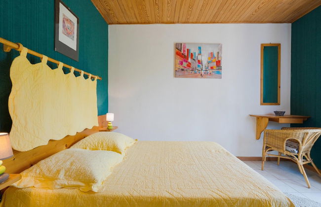 Serene Holiday Home in Les Salelles With Swimming Pool - Foto 34