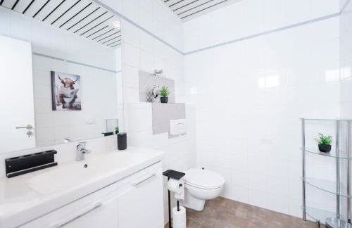 Design Penthouse - 4SZ - 2Bäder - Whirlpool - 2 Parkplätze - Dachterrasse - Foto 54