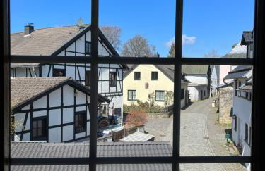 Haus am Burgturm Kronenburg - Ferienwohnung - Foto 2