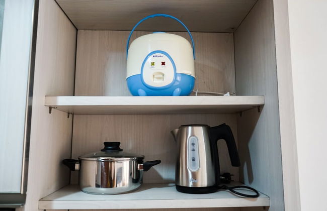 Homey Studio Apartment at Margonda Residence 3 - Foto 9