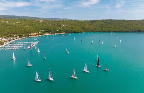 Villa KM 5 Bedroom with pool and garden - Foto 29