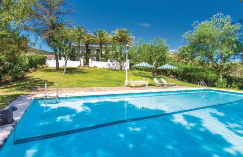 Gorgeous Home In Higuera De La Sierra - Foto 1