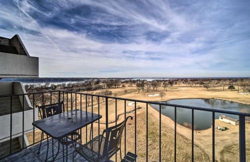 Balcony and Lake View Modern Condo in Monkey Island - Foto 2