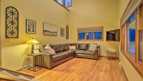 Spacious Oneida Retreat with Game Room! - Foto 4