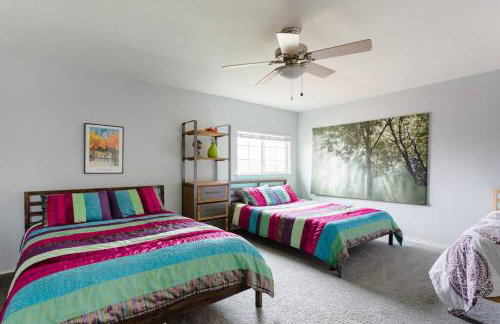 Amazing House with Pool, Arcade, Hot Tub and More - Accomodates 16 guests - Photo 8