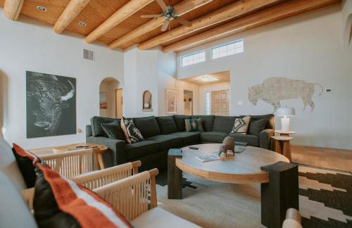 Buffalo Escape-Private Hot Tub in serene Corrales-Mountain View-Pet Friendly-No Pet Fee! - Foto 17