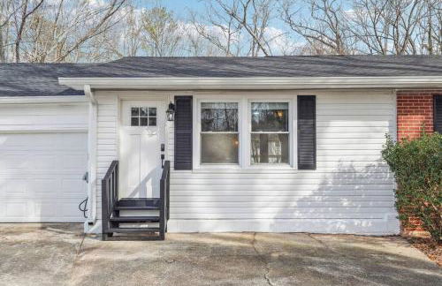 Cozy Kennesaw Apartment Close to KSU with EV Plug In - Foto 9