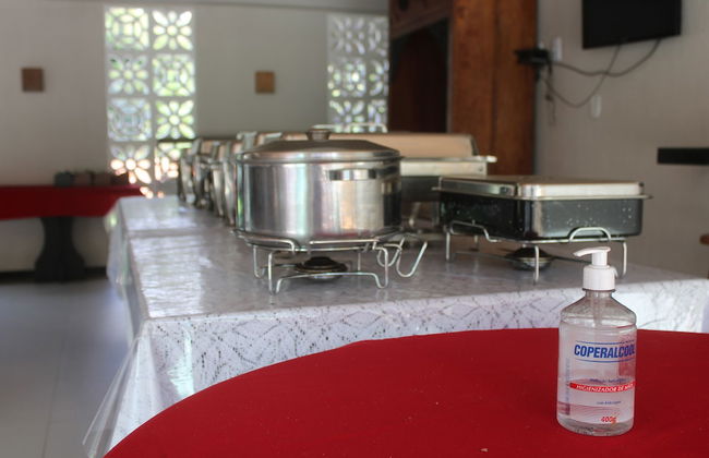 Hotel Cantinho Das Flores - Photo 32