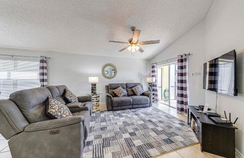 #463-Fabulous 4 bed villa with south facing private pool and spa overlooking water - Foto 37