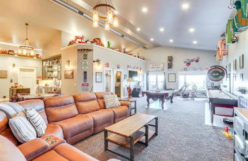 Private Hot Tub and Game Room Keenesburg Getaway! - Foto 3