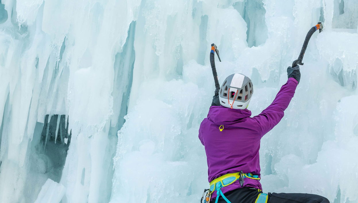 Cours d'escalade de glace dans le parc national de Pyhä-Luosto