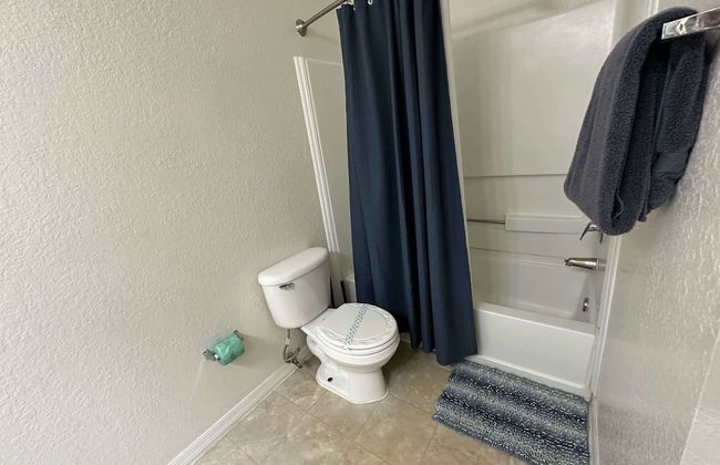 Second Floor 2-bedroom Condo in Southern Dunes - Foto 27