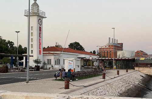 Cozy 3 Bedroom Apartment in Belem Lisbon 3 to 5 Guests - Photo 39