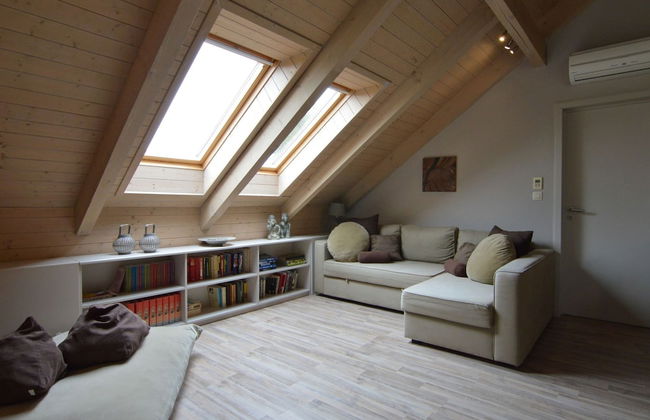 Luxurious Villa in Nadrin Belgium with Sauna & Hot Tub - Photo 12