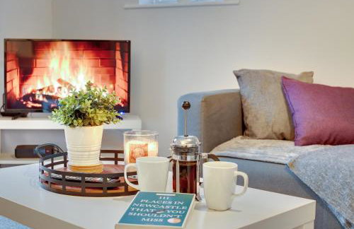 Central 3 bedroom Apartment & Free Parking- Ideal 4 long stays - Foto 2