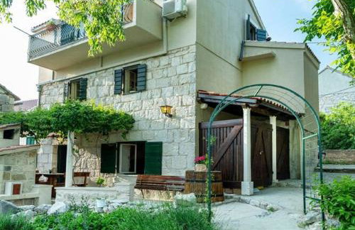 Stone House Lola - Two Bedroom Holiday Home - Photo 44