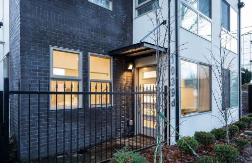 Brand New 3B2B Designer Home near SeaTac - Foto 34