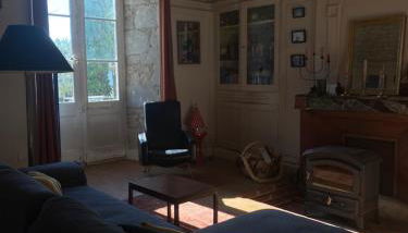 Charmante maison au cœur de la cité médiévale - Foto 5