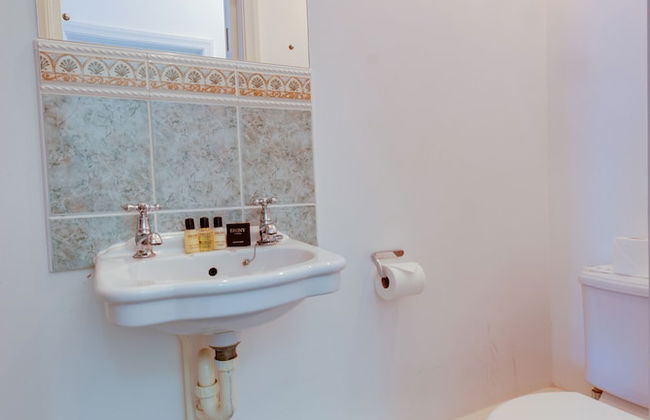 Base Serviced Apartments - The Docks - Photo 33