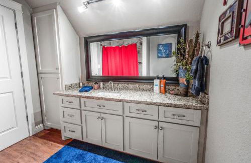 Luxury Waterfront Home Family and Pet Friendly Near Surfside Beach 11 Mins - Foto 47