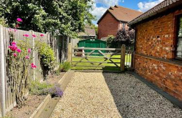 Outstanding 6 Bedroom House Cotton End, Bedford - Foto 5