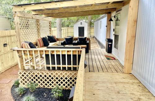 Lake Conroe 3BR Home w Boat Ramp Access, Kings, BBQ, Sleeps 8 - Photo 26