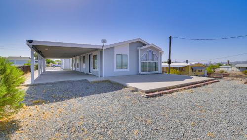 5 Mi to River Topock Boating and Off-Roading Oasis! - Foto 1