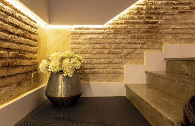 BIBO SUITES PLAZA NUEVA - Photo 2