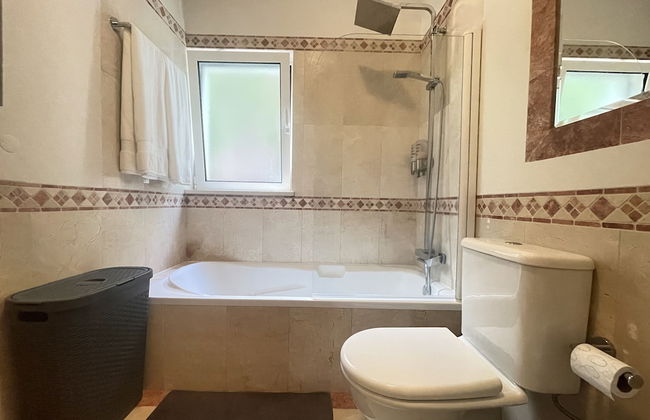 Sea and Sun 4 You - Palheiro Village - Foto 23