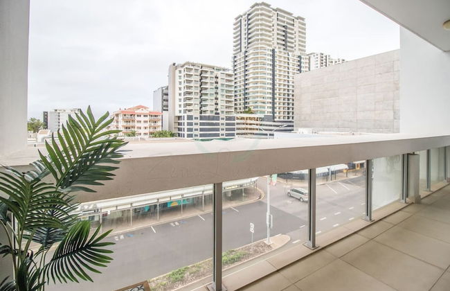 City Skyline Escape Office Parking Pool - Foto 14