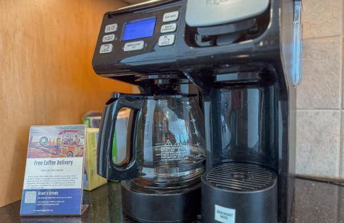 The Blue Pearl - Luxurious beachfront living with community pool! - Foto 19