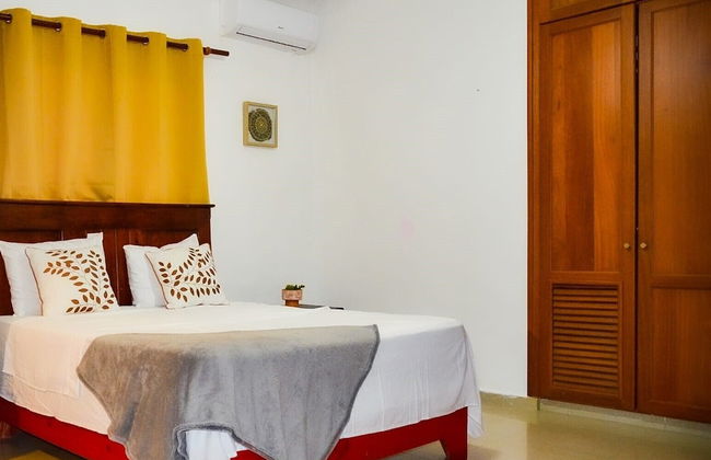 2 Minutes Walk to Beach Huge 3 bdrm Condo with Pool - Photo 14