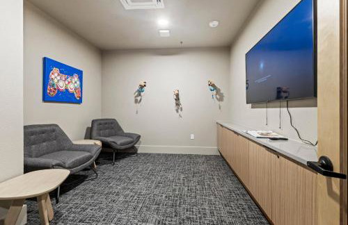 2Beds|2Baths|Near Convention Ctr|Free Parking|Gym - Foto 17