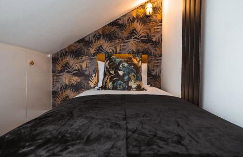 The West End Loft - 5* Retreat - Private Parking! - Foto 34