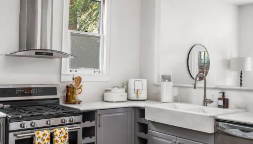 Walkable Grant Park 1920s Home with King Bed - Foto 5