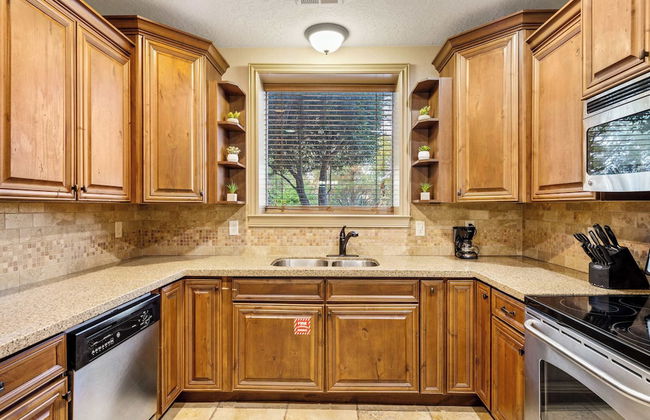 Sweet Retreat Rest & Relax Near National Parks - Photo 5