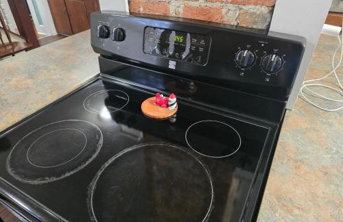 Newly Renovated Historic 6-Bedroom Manor, Where Timeless Elegance Meets Modern Luxury - Foto 62