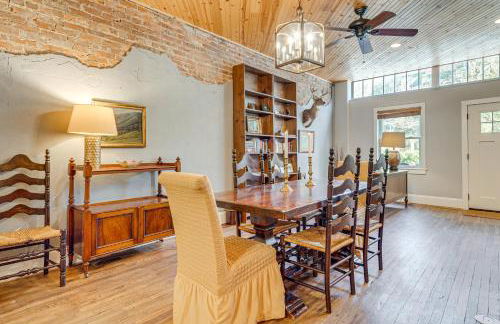 Private Hot Tub, Steps to Main St Saluda Retreat - Foto 13