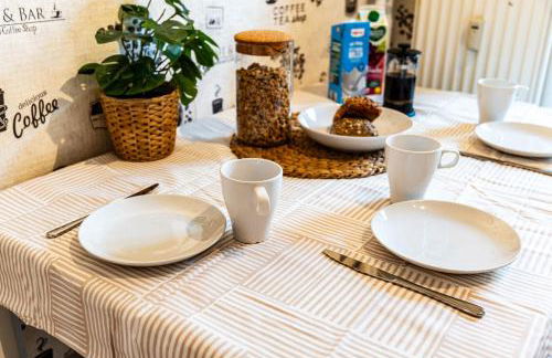 FeWocation Bremerhaven - Bright 1BR Apt with Balcony and Parking - Photo 2