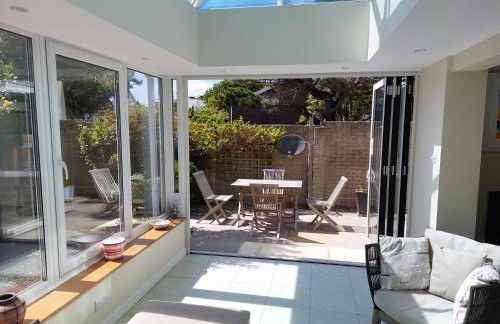 Spacious 3 bed holiday home, New Forest, Milford-on-Sea, close to beach - Photo 11